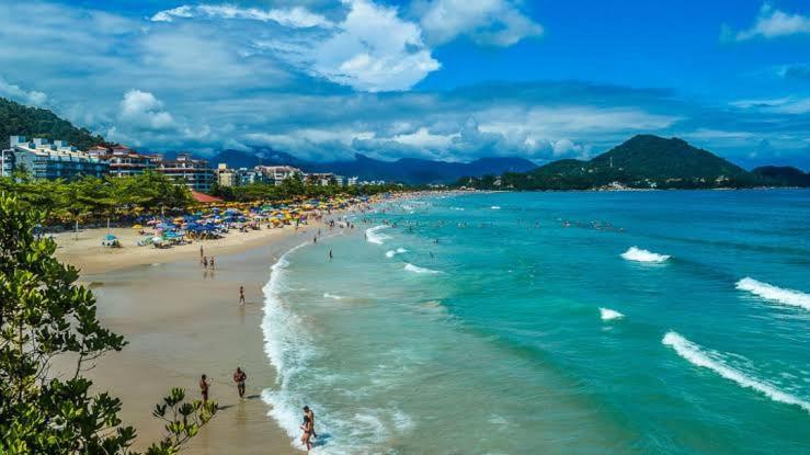 Apto Praia Grande Ubatuba Area Nobre Com Toda Comodidade Para Voce E Sua Familia ! Εξωτερικό φωτογραφία